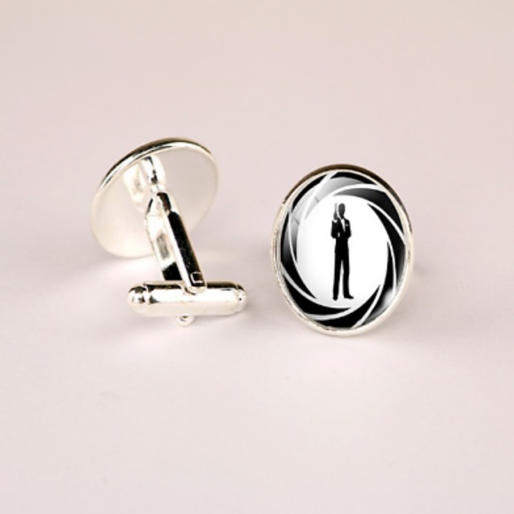 James Bond Pistol Silver Brass Cuff Links - Picture 2 of 2
